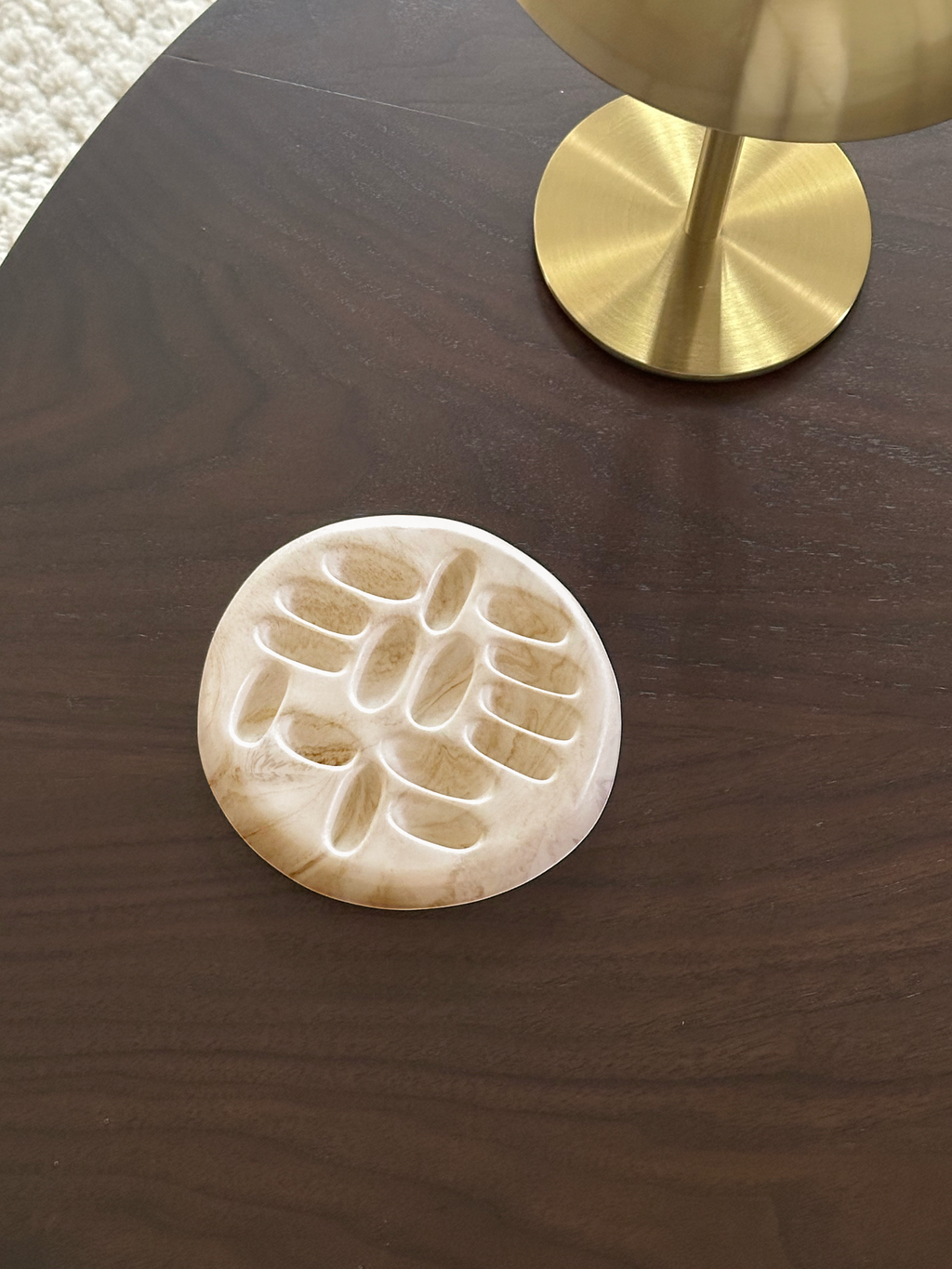 Manon - Ring Holder