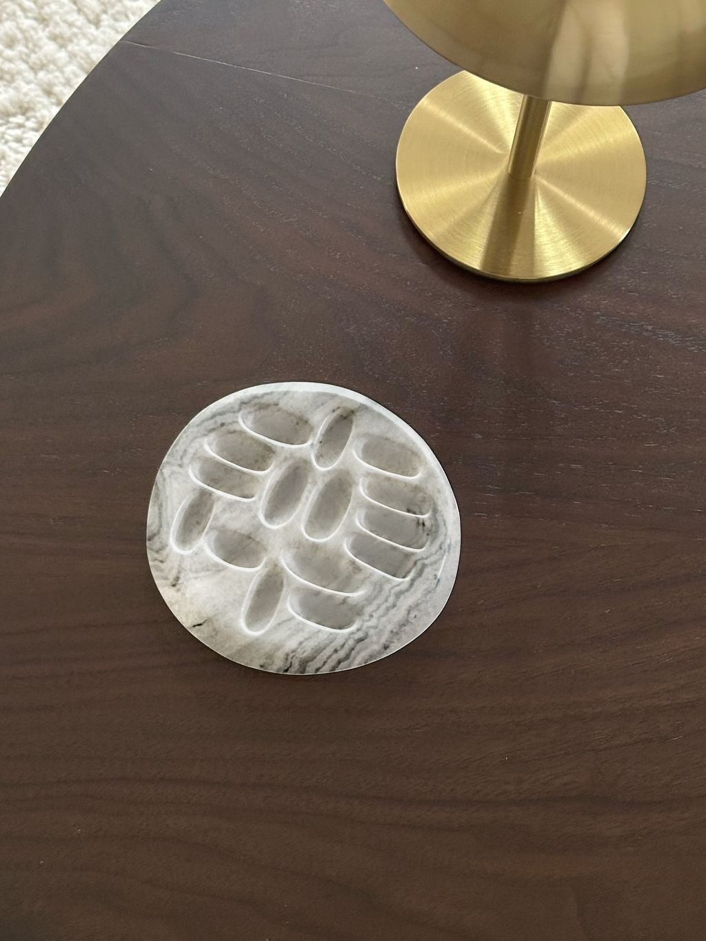 Manon - Ring Holder